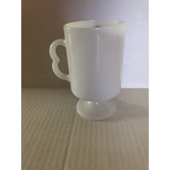 Walt Disney Vintage Breakable 8 ounceMickey Mouse Pedestal White Mug - Picture 2 of 8